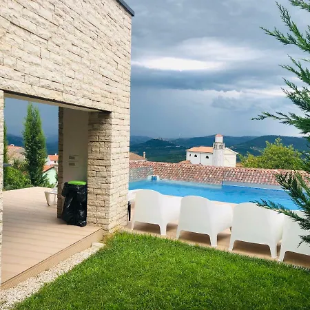 Apartament Plazza Luxury *