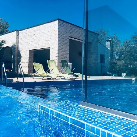 Plazza Luxury Apartment Vizinada